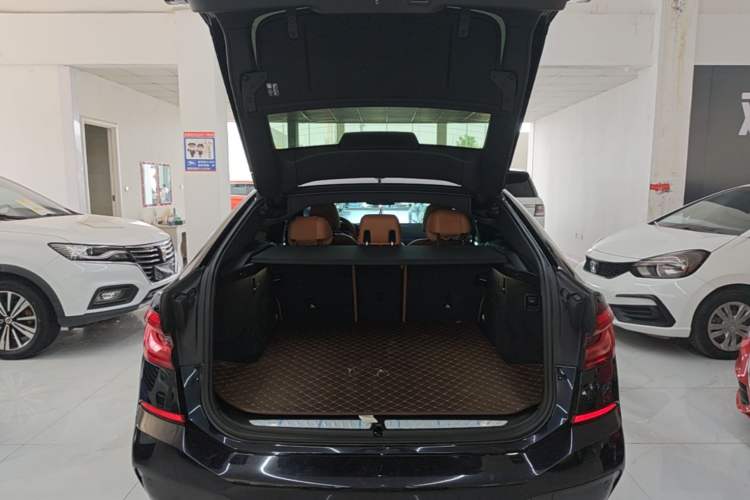 Used BMW 6 Series GT 2022 630i M Sport Package Trunk