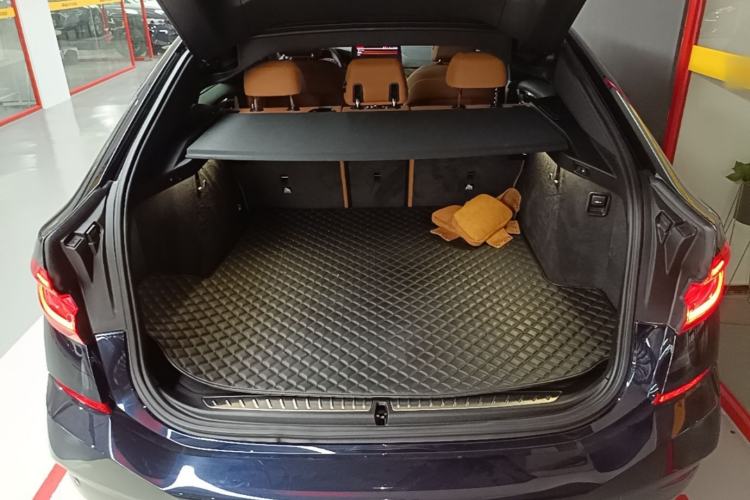 Used BMW 6 Series GT 2022 630i M Sport Package Trunk