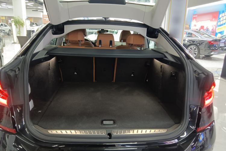 Used BMW 6 Series GT 2022 630i Luxury Design Package Trunk