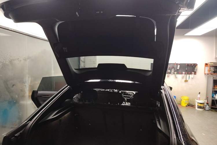 Used BMW 6 Series GT 2022 630i M Sport Package Trunk