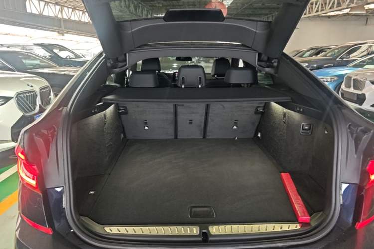 Used BMW 6 Series GT 2022 630i M Sport Package Trunk