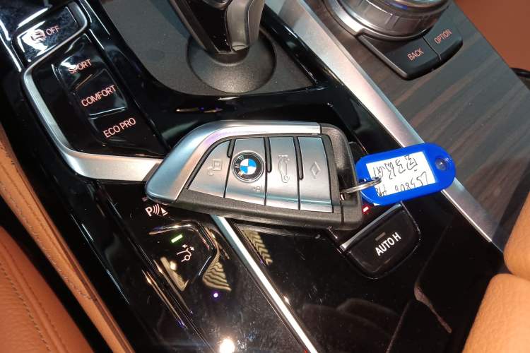 Used BMW 6 Series GT 2022 630i Luxury Design Package Vehicle Key