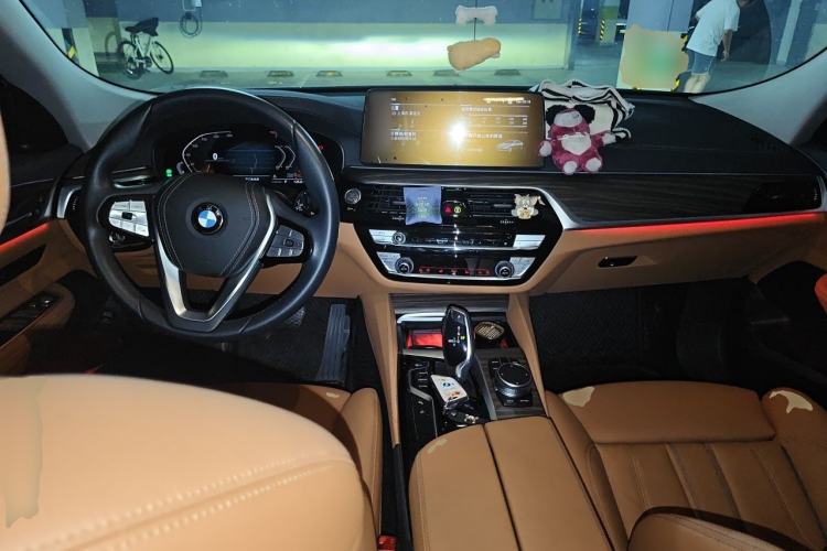 Used BMW 6 Series GT 2022 630i Luxury Design Package Center Console