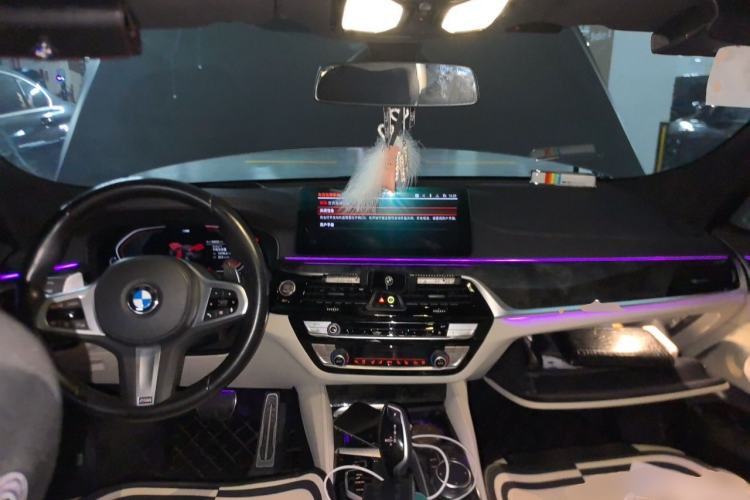 Used BMW 6 Series GT 2022 630i M Sport Grand Touring Edition Center Console