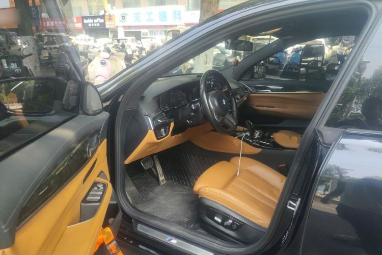 Used BMW 6 Series GT 2022 630i M Sport Package Driver Seat