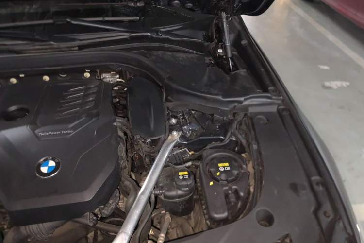 Used BMW 6 Series GT 2022 630i M Sport Grand Touring Edition Engine Bay Left
