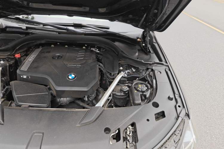 Used BMW 6 Series GT 2022 630i M Sport Package Engine Bay Left