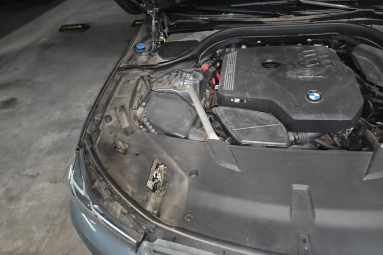 Used BMW 6 Series GT 2022 630i Luxury Design Package Engine Bay Right