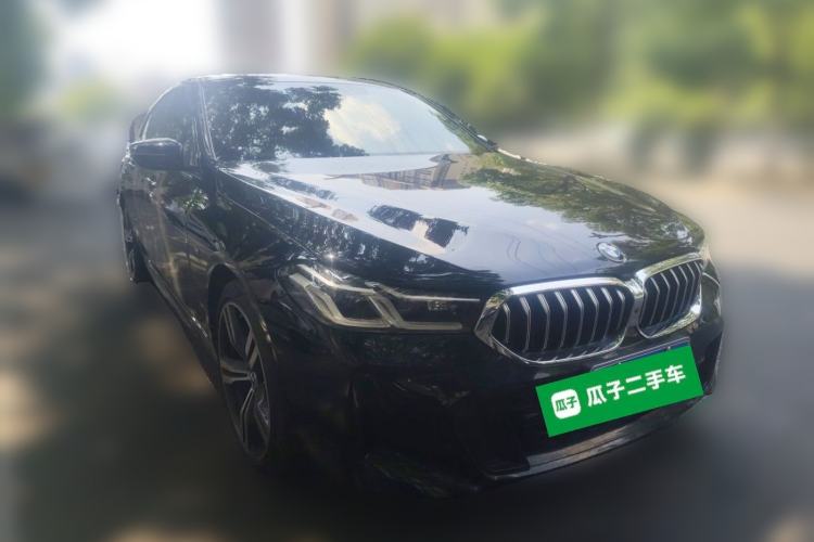 Used BMW 6 Series GT 2022 630i M Sport Package Front Right 45 Deg