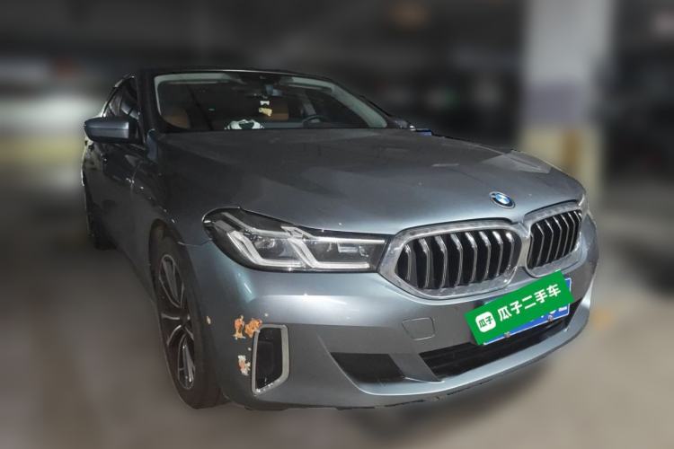 Used BMW 6 Series GT 2022 630i Luxury Design Package Front Right 45 Deg