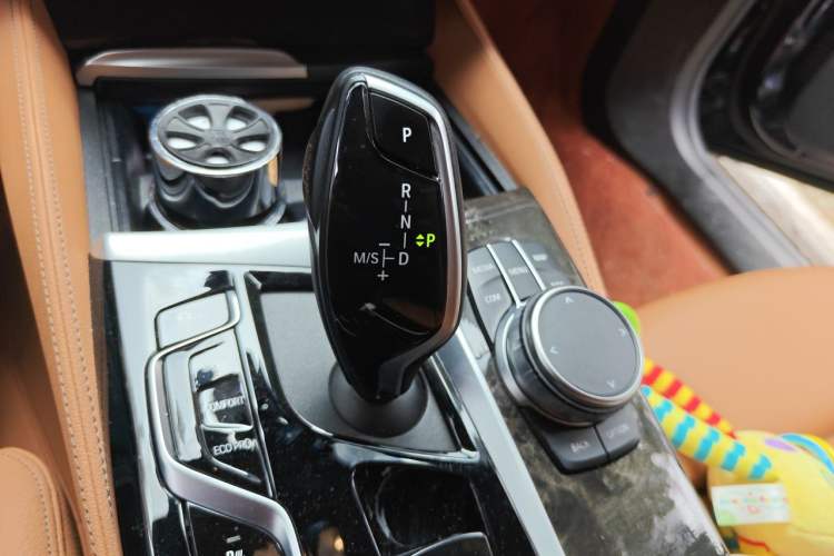Used BMW 6 Series GT 2022 630i M Sport Package Gear Lever