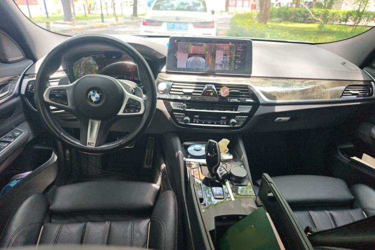 Used BMW 6 Series GT 2022 630i M Sport Package Center Console