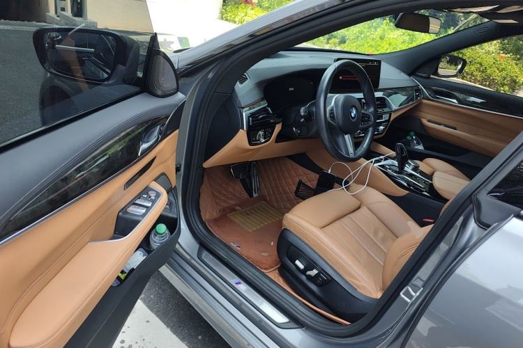 Used BMW 6 Series GT 2022 630i M Sport Package Driver Seat