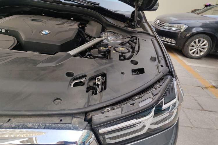 Used BMW 6 Series GT 2022 630i M Sport Package Engine Bay Left