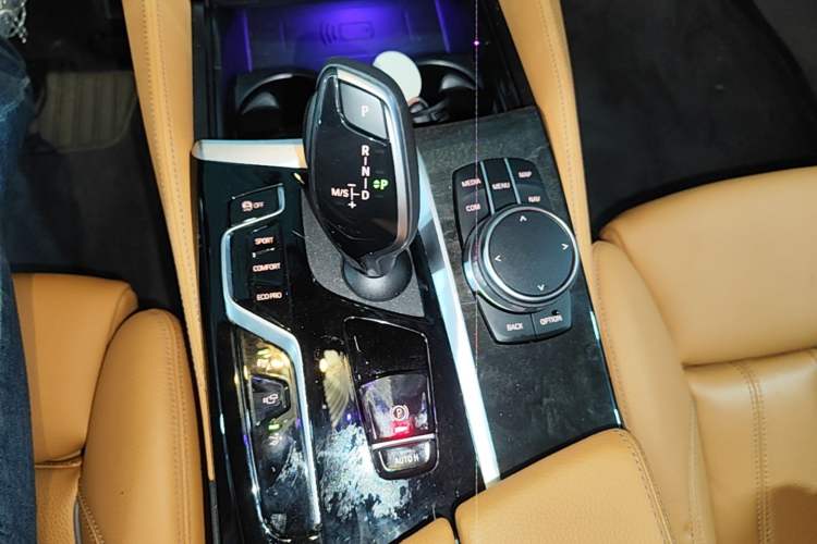 Used BMW 6 Series GT 2022 630i M Sport Package Gear Lever
