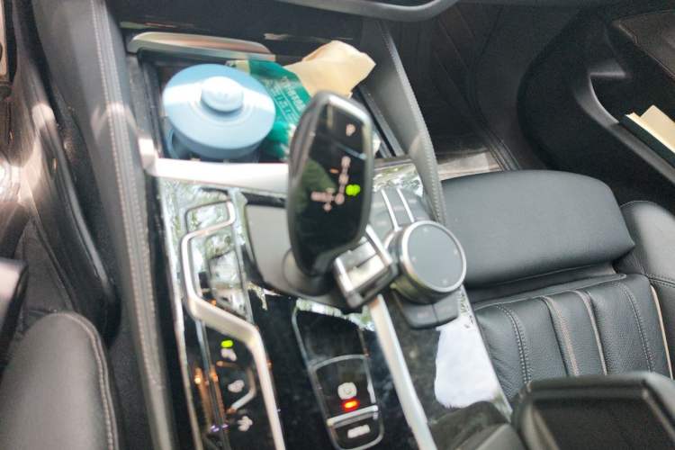 Used BMW 6 Series GT 2022 630i M Sport Package Gear Lever
