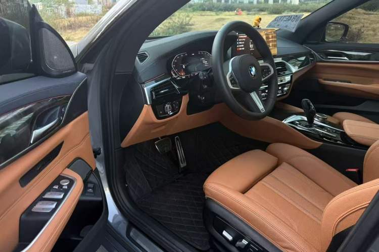 Used BMW 6 Series GT 2022 630i M Sport Package Interior 3