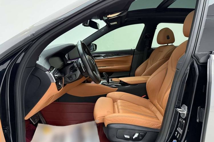 Used BMW 6 Series GT 2022 630i M Sport Package Interior 5