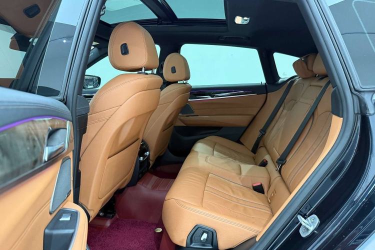Used BMW 6 Series GT 2022 630i M Sport Package Interior 6