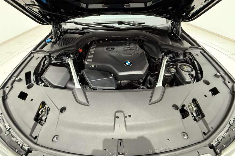 Used BMW 6 Series GT 2022 630i M Sport Package Interior 8
