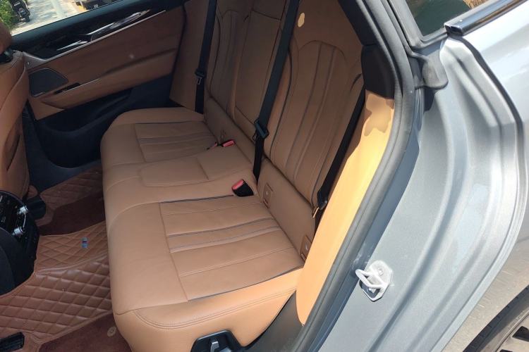 Used BMW 6 Series GT 2022 630i M Sport Package Left Rear Seat
