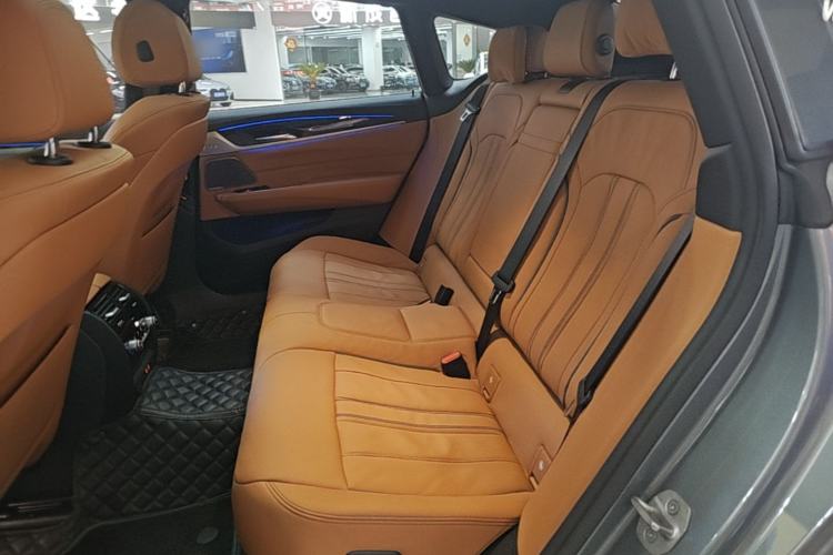 Used BMW 6 Series GT 2022 630i M Sport Package Left Rear Seat