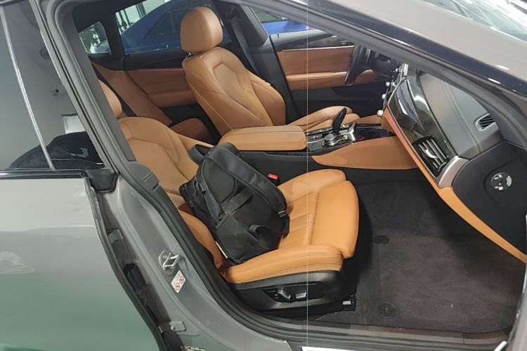 Used BMW 6 Series GT 2022 630i M Sport Package Right Front Seat
