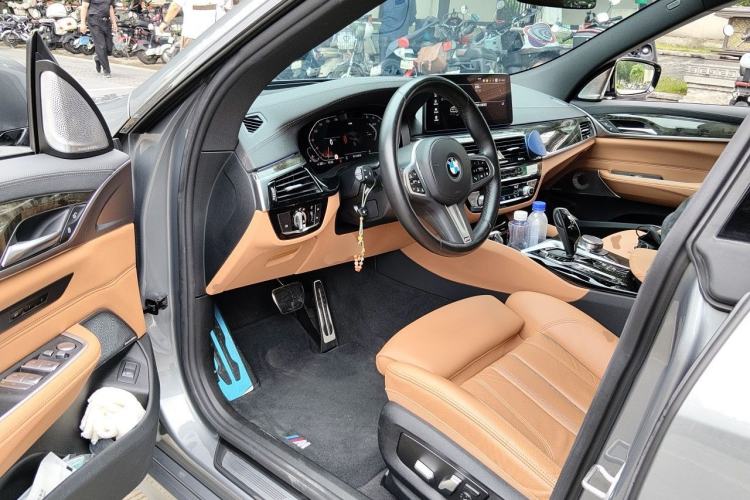 Used BMW 6 Series GT 2022 630i M Sport Package Driver Seat