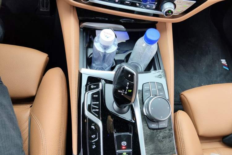 Used BMW 6 Series GT 2022 630i M Sport Package Gear Lever