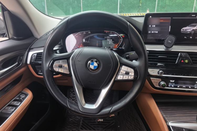Used BMW 6 Series GT 2022 630i Luxury Design Package Steering Wheel