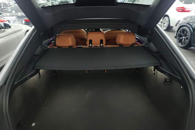 Used BMW 6 Series GT 2022 630i M Sport Package Trunk