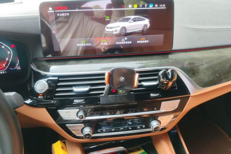 Used BMW 6 Series GT 2022 630i M Sport Package Audio And AC Panel
