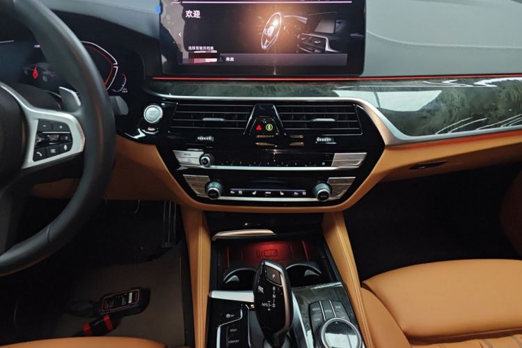 Used BMW 6 Series GT 2022 630i M Sport Package Audio And AC Panel