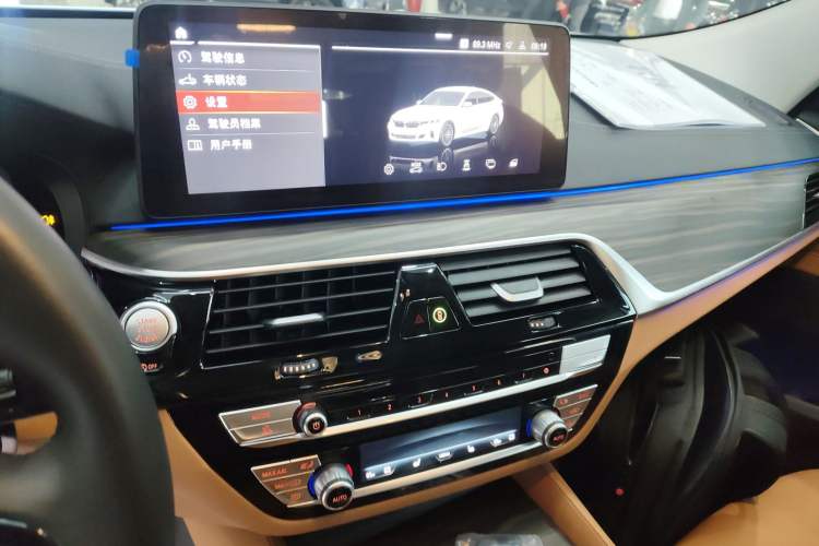 Used BMW 6 Series GT 2022 630i Luxury Design Package Audio And AC Panel