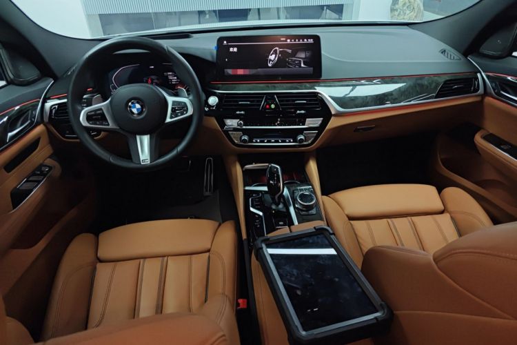 Used BMW 6 Series GT 2022 630i M Sport Package Center Console