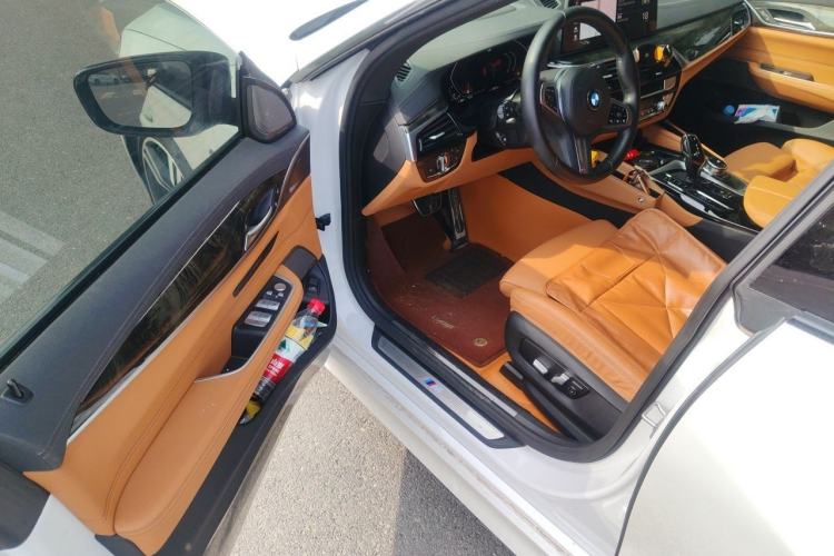 Used BMW 6 Series GT 2022 630i M Sport Package Driver Seat
