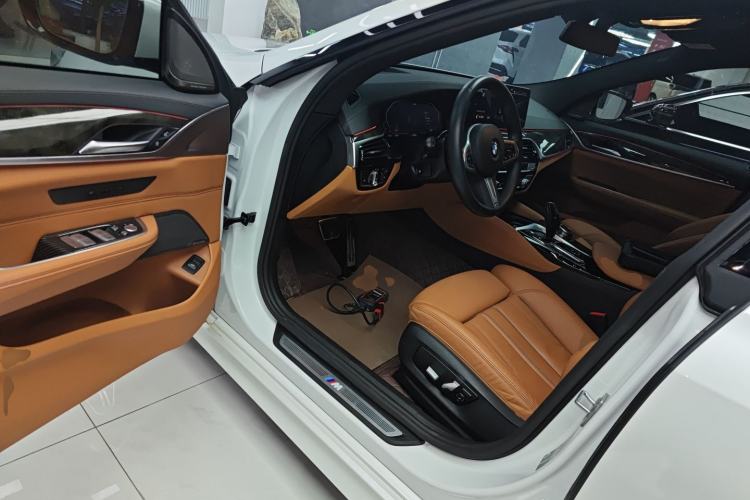 Used BMW 6 Series GT 2022 630i M Sport Package Driver Seat