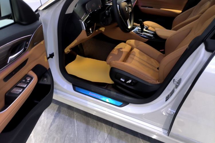 Used BMW 6 Series GT 2022 630i Luxury Design Package Driver Seat
