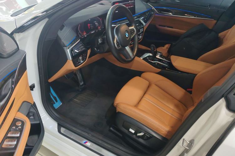 Used BMW 6 Series GT 2022 630i M Sport Package Driver Seat