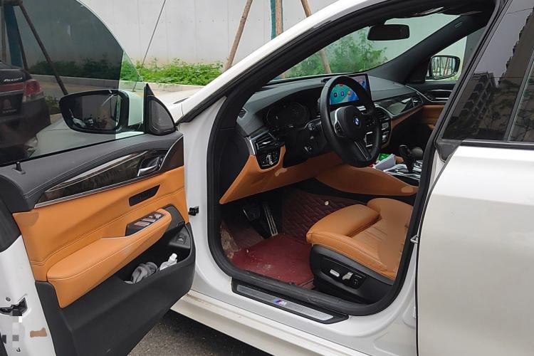 Used BMW 6 Series GT 2022 630i M Sport Package Driver Seat