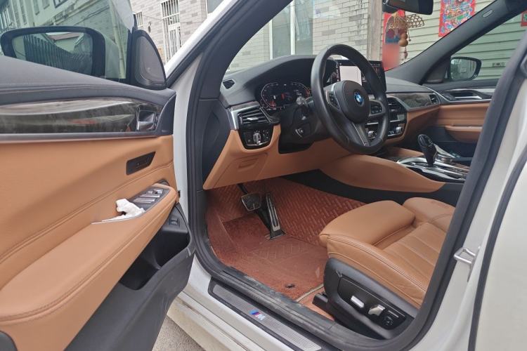 Used BMW 6 Series GT 2022 630i M Sport Package Driver Seat