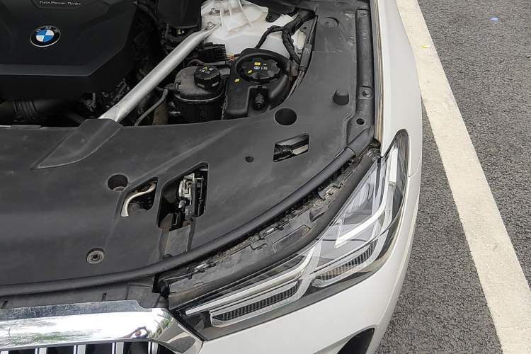 Used BMW 6 Series GT 2022 630i M Sport Package Engine Bay Left