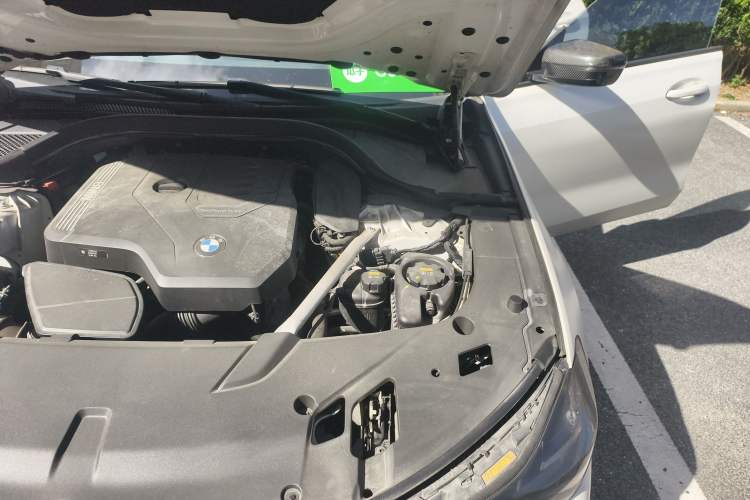 Used BMW 6 Series GT 2022 630i M Sport Grand Touring Edition Engine Bay Left