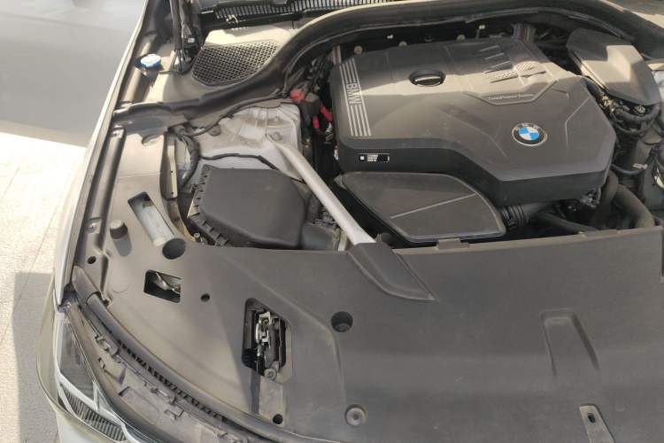 Used BMW 6 Series GT 2022 630i M Sport Package Engine Bay Right