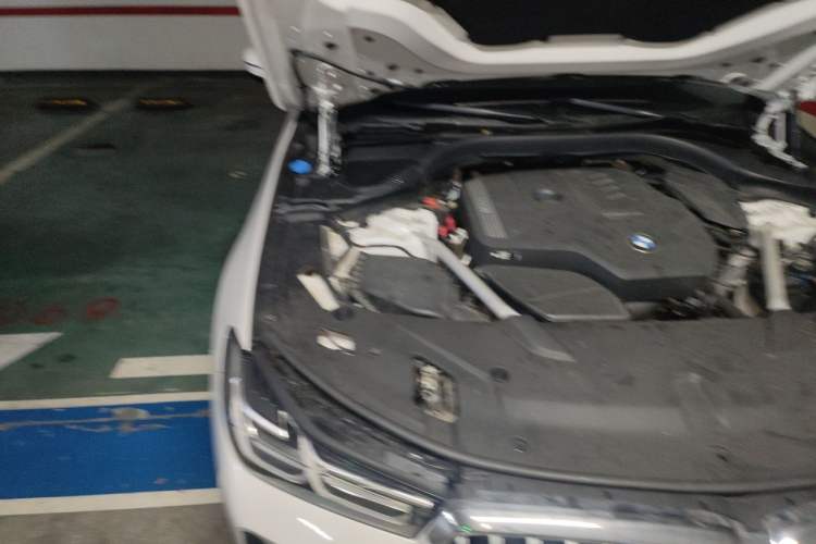 Used BMW 6 Series GT 2022 630i M Sport Package Engine Bay Right