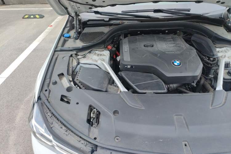Used BMW 6 Series GT 2022 630i M Sport Package Engine Bay Right