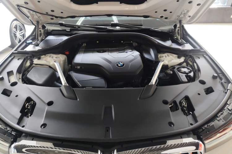 Used BMW 6 Series GT 2022 630i Luxury Design Package Engine Bay