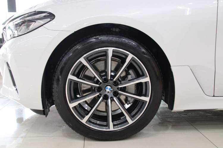 Used BMW 6 Series GT 2022 630i Luxury Design Package Exterior 10
