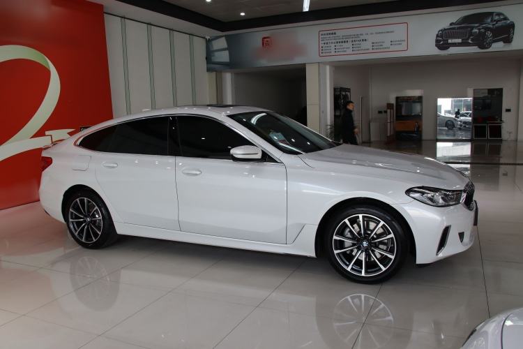 Used BMW 6 Series GT 2022 630i Luxury Design Package Exterior 3
