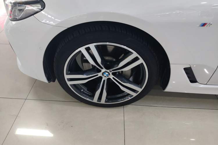 Used BMW 6 Series GT 2022 630i M Sport Package Exterior 4